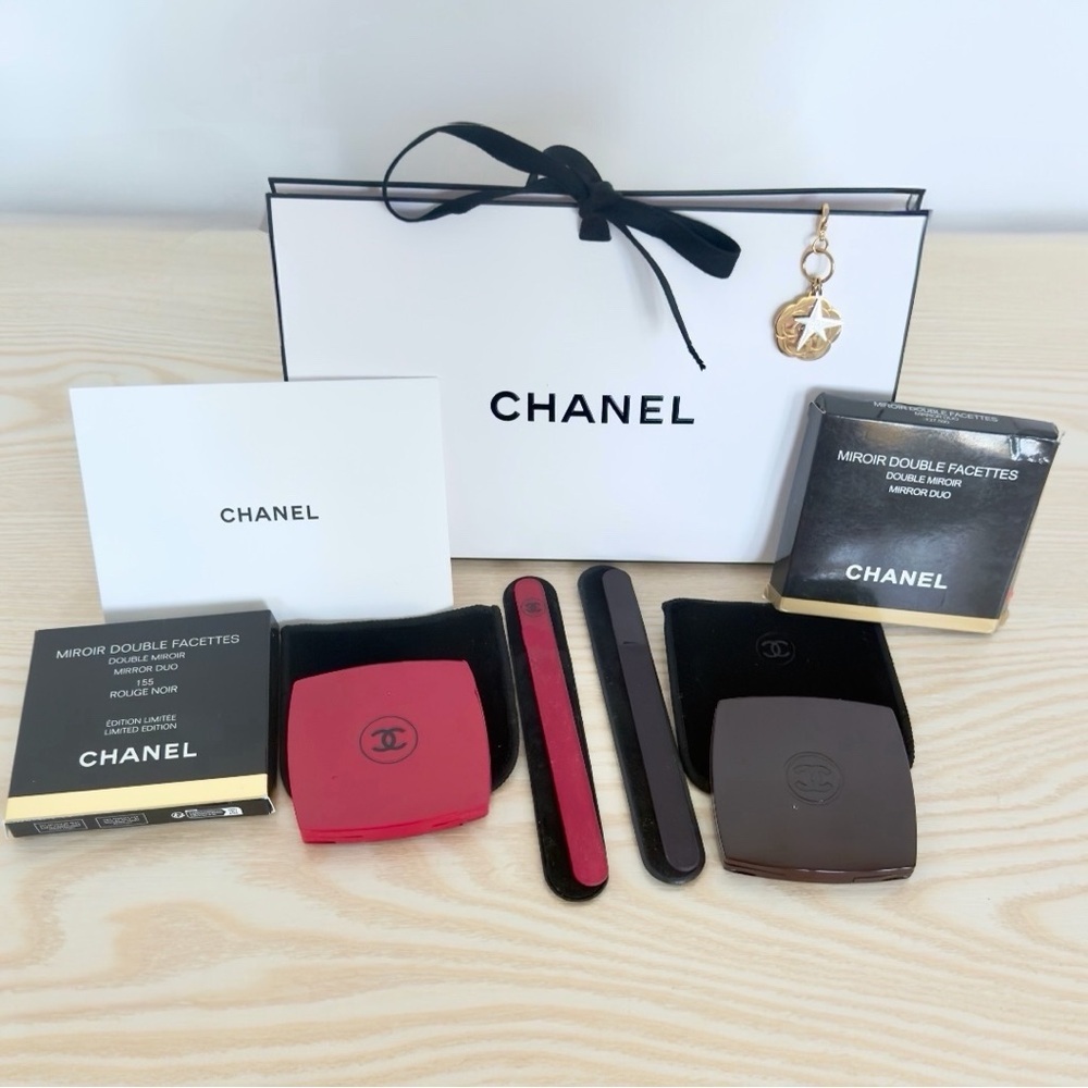 CHANEL Limited Double Facettes Mirror Compact, Nail File, Key Chain Gift Set NEW - Picture 6 of 13